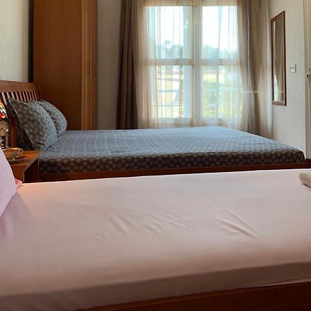 Guest House Nuhii ウルツィニ エクステリア 写真