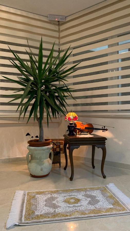 Guest House Nuhii ウルツィニ エクステリア 写真