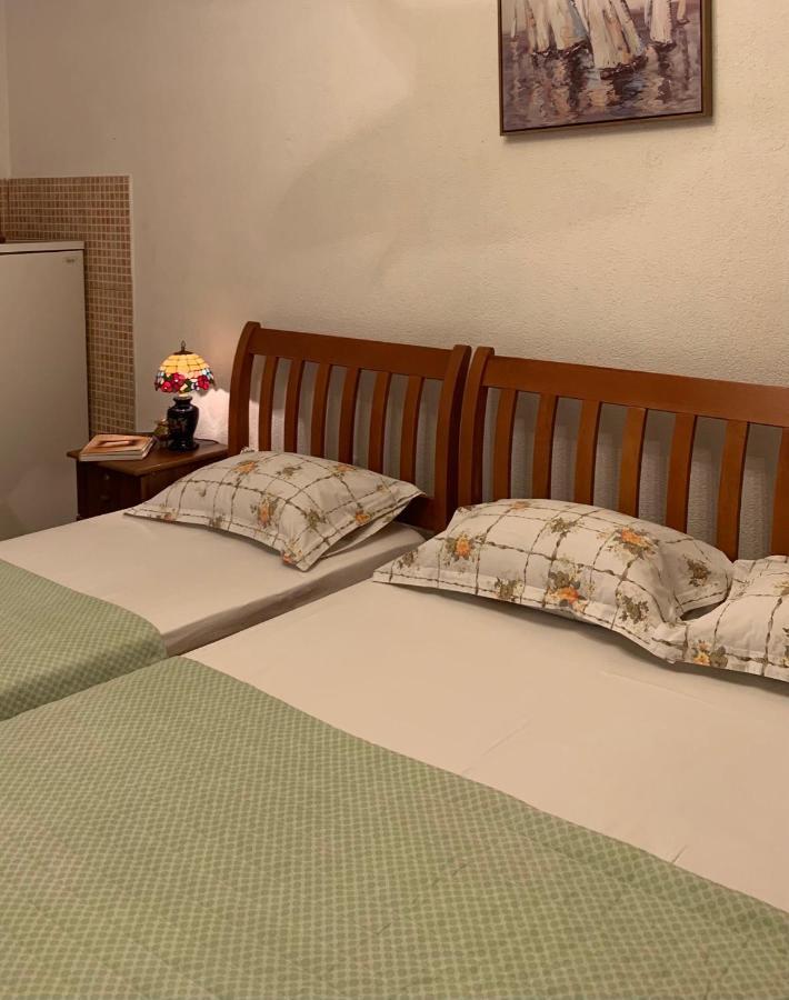 Guest House Nuhii ウルツィニ エクステリア 写真