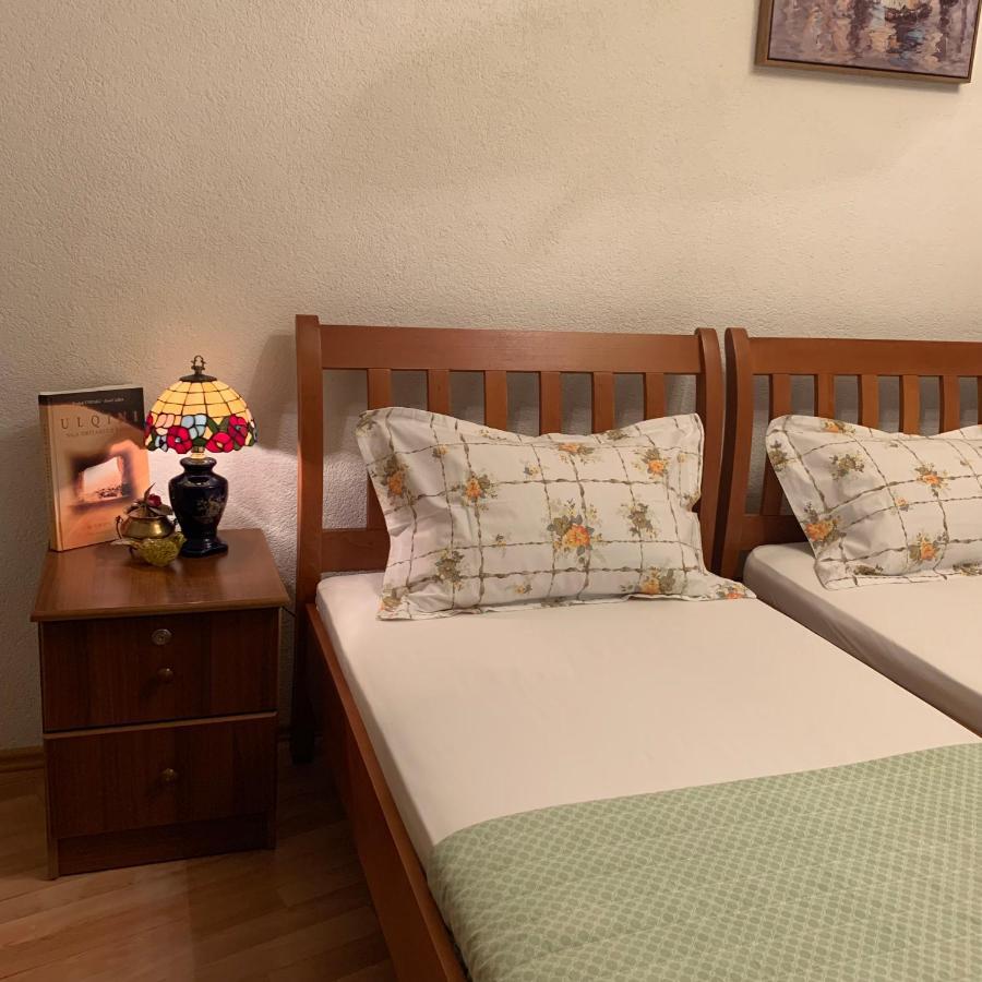 Guest House Nuhii ウルツィニ エクステリア 写真
