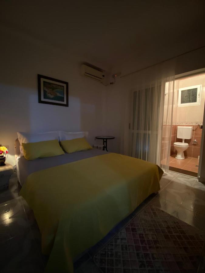 Guest House Nuhii ウルツィニ エクステリア 写真